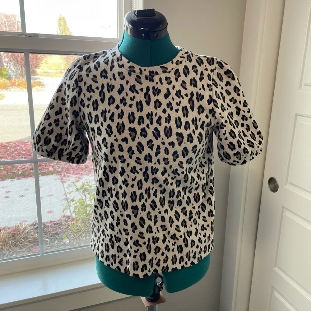 Loft Leopard Print Short Puff Sleeve Sweater Top